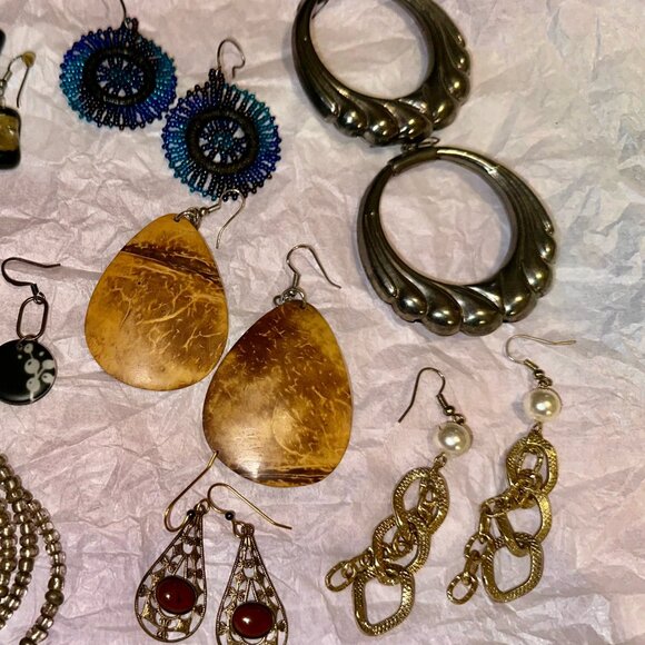 Lot of 9 Handmade Earrings-  Made in ARUBA - Picture 13 of 13